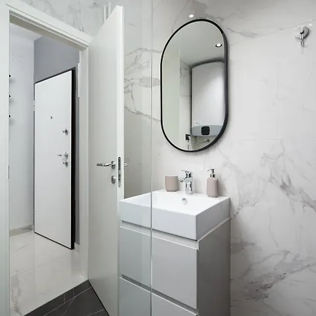 Grey U Centru Pule, Blizina Mora Apartment Pula