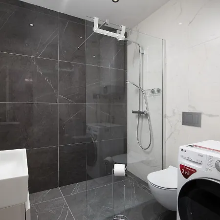 Grey U Centru Pule, Blizina Mora Apartment *